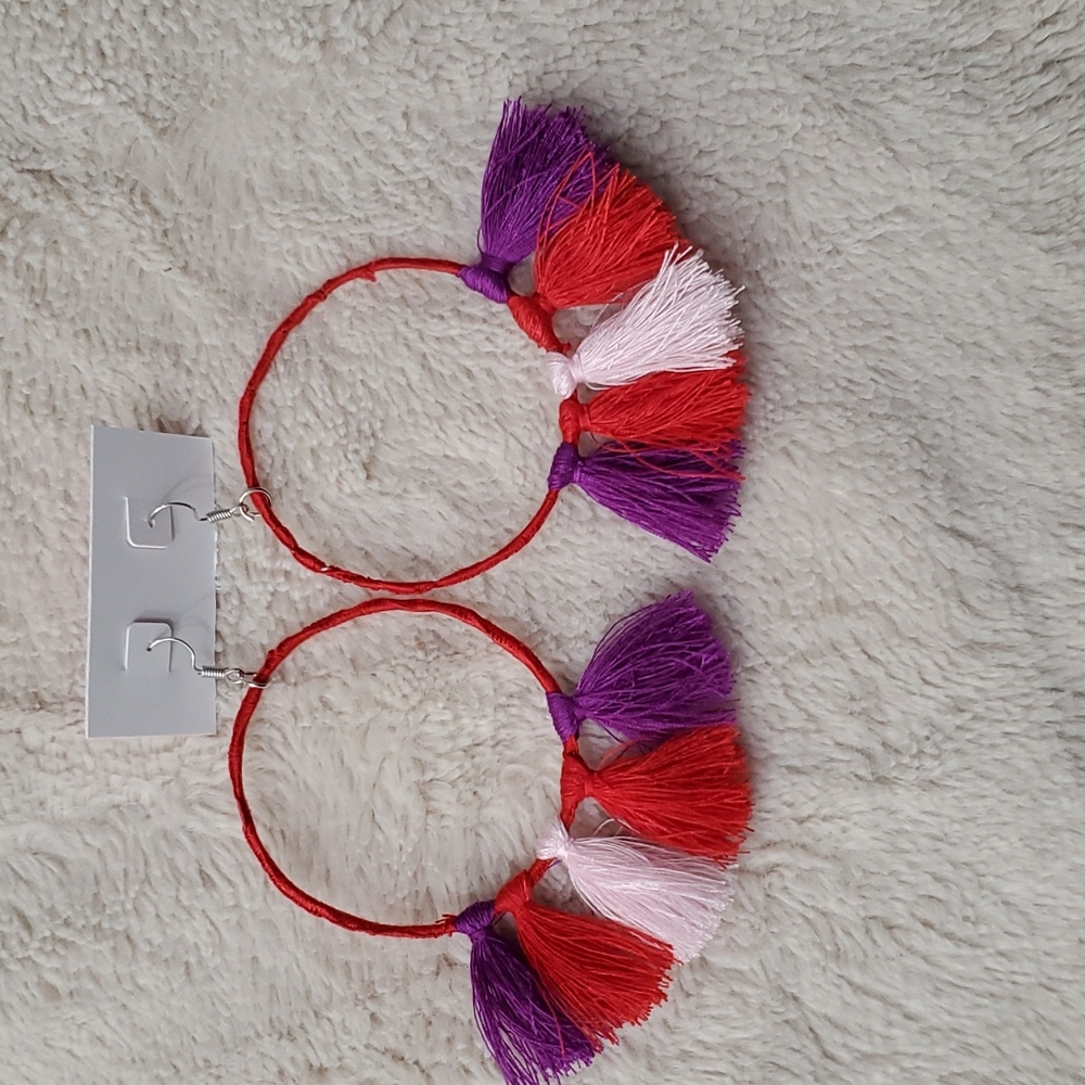 3/10 Handmade Earrings